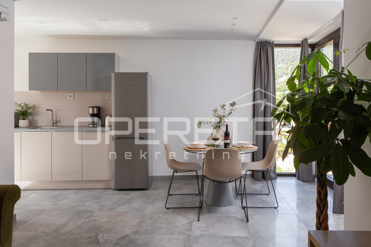 Apartmán Na prodej - SPLITSKO-DALMATINSKA VIS