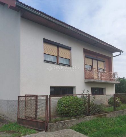 Casa in vendita 214 m² – Karlovac