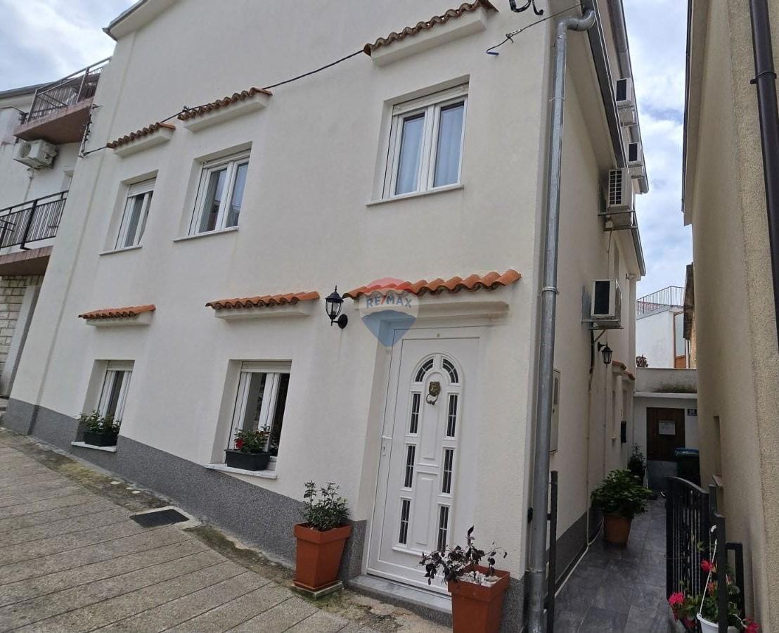House For sale - Primorsko-goranska Crikvenica - foto 1/10