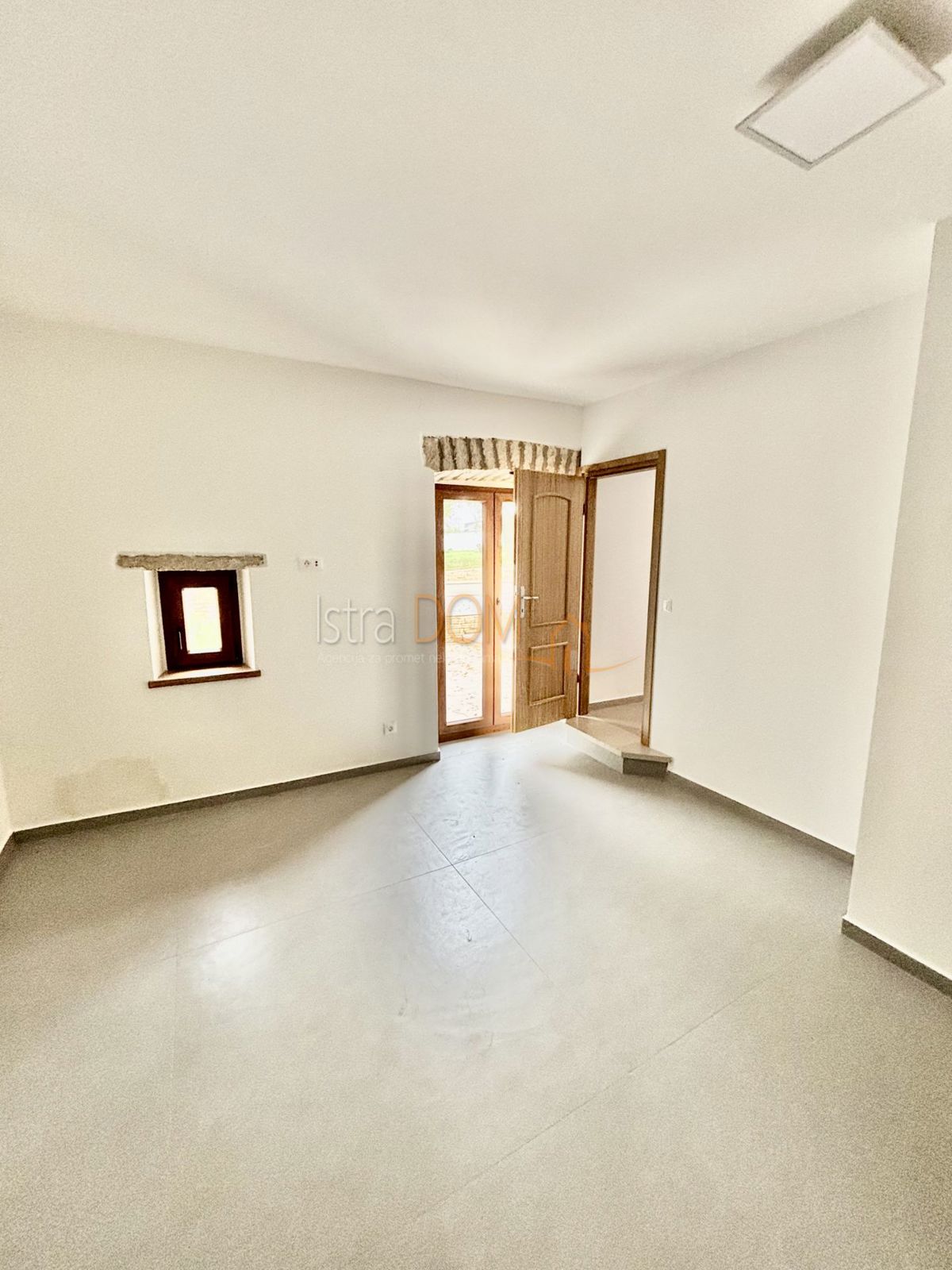 House For sale - ISTARSKA BARBAN