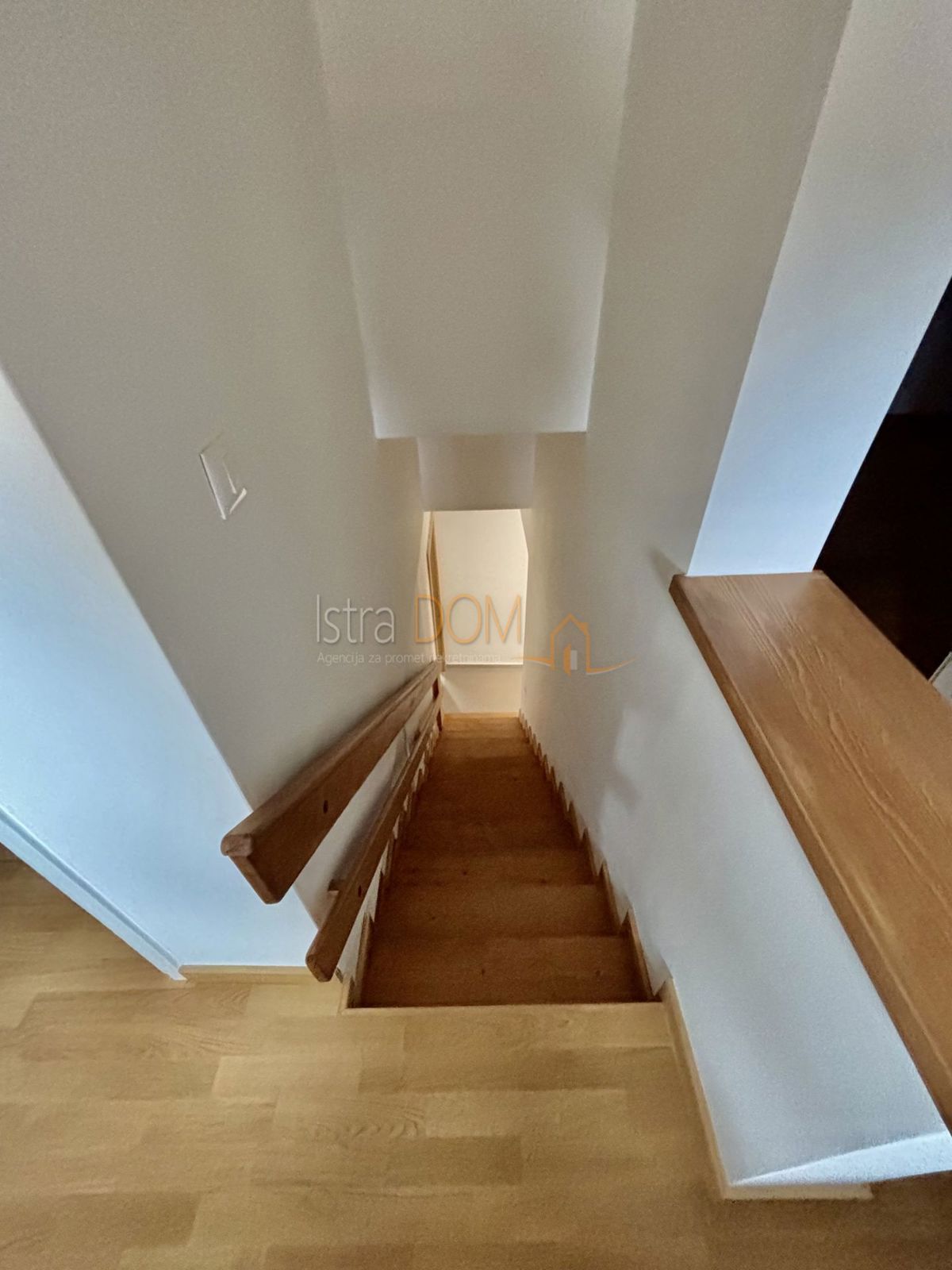 House For sale - ISTARSKA BARBAN