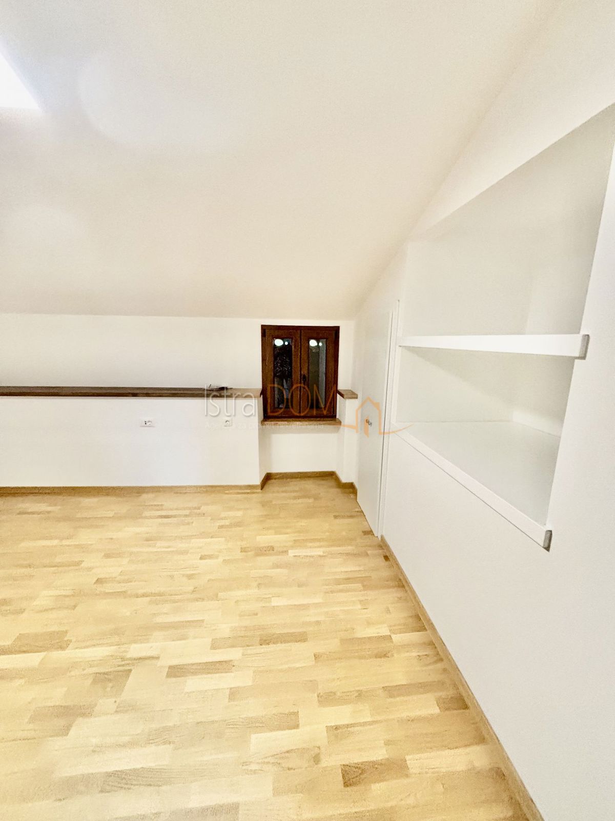 House For sale - ISTARSKA BARBAN