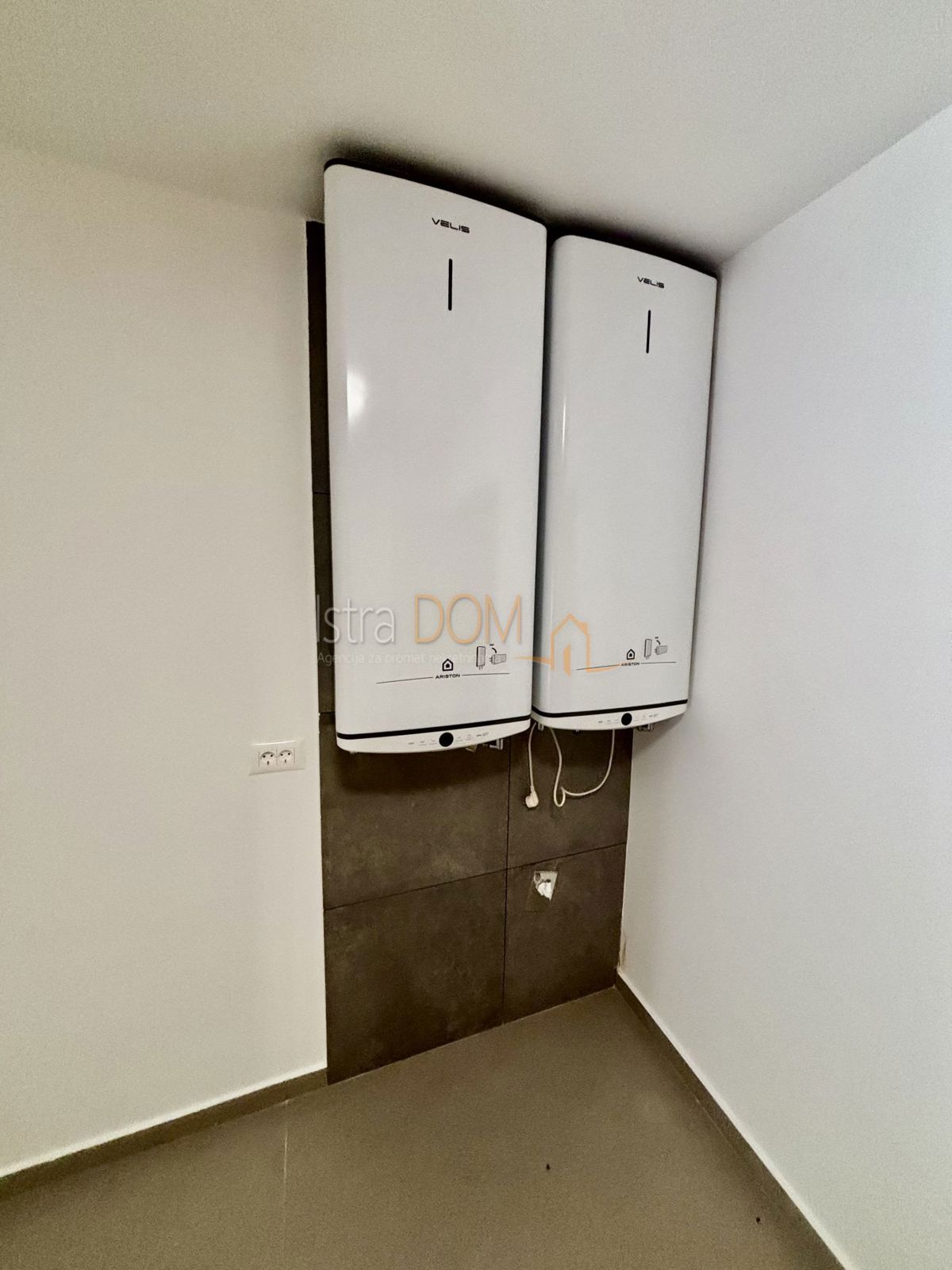 House For sale - ISTARSKA BARBAN