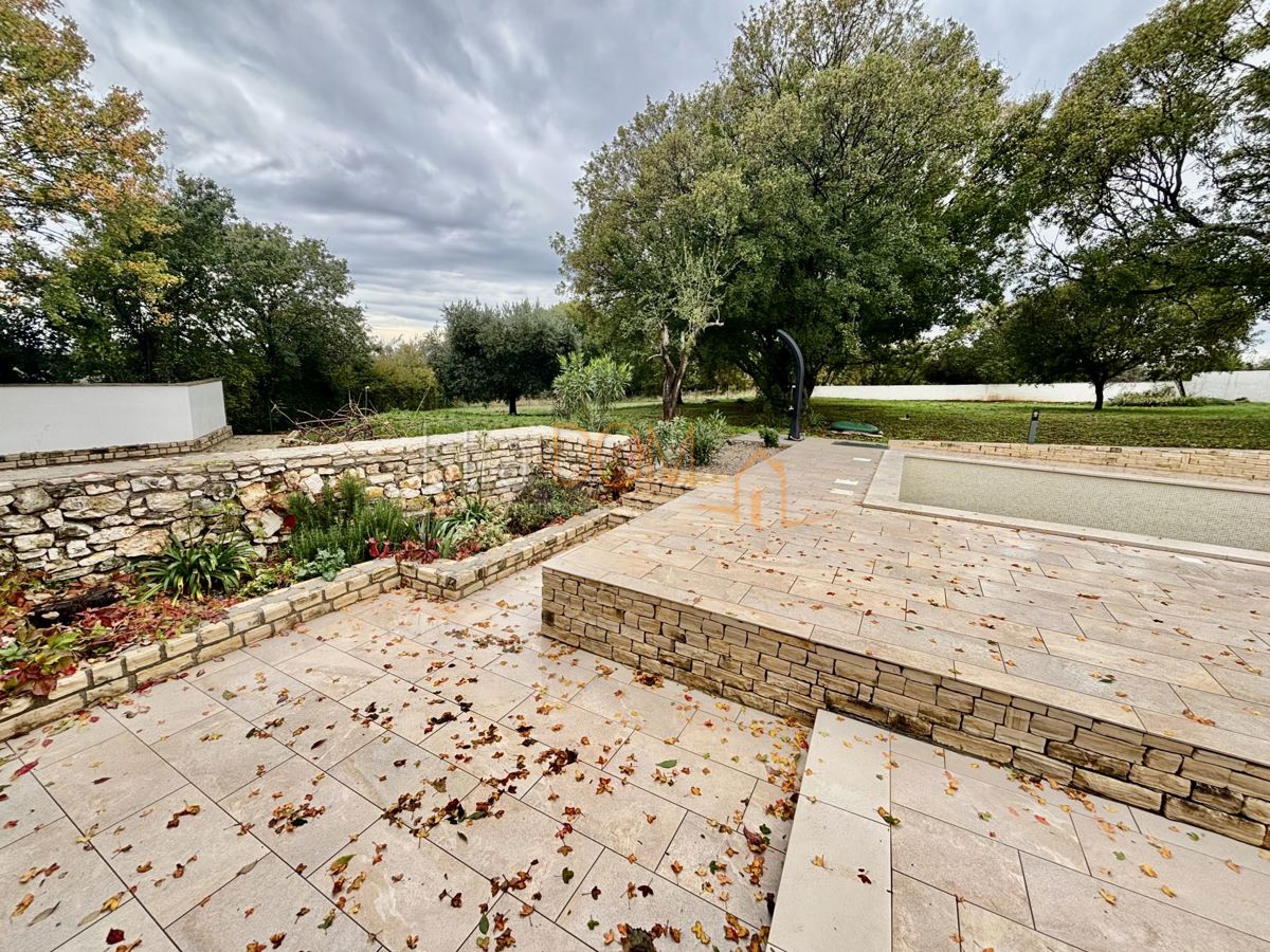 House For sale - ISTARSKA BARBAN