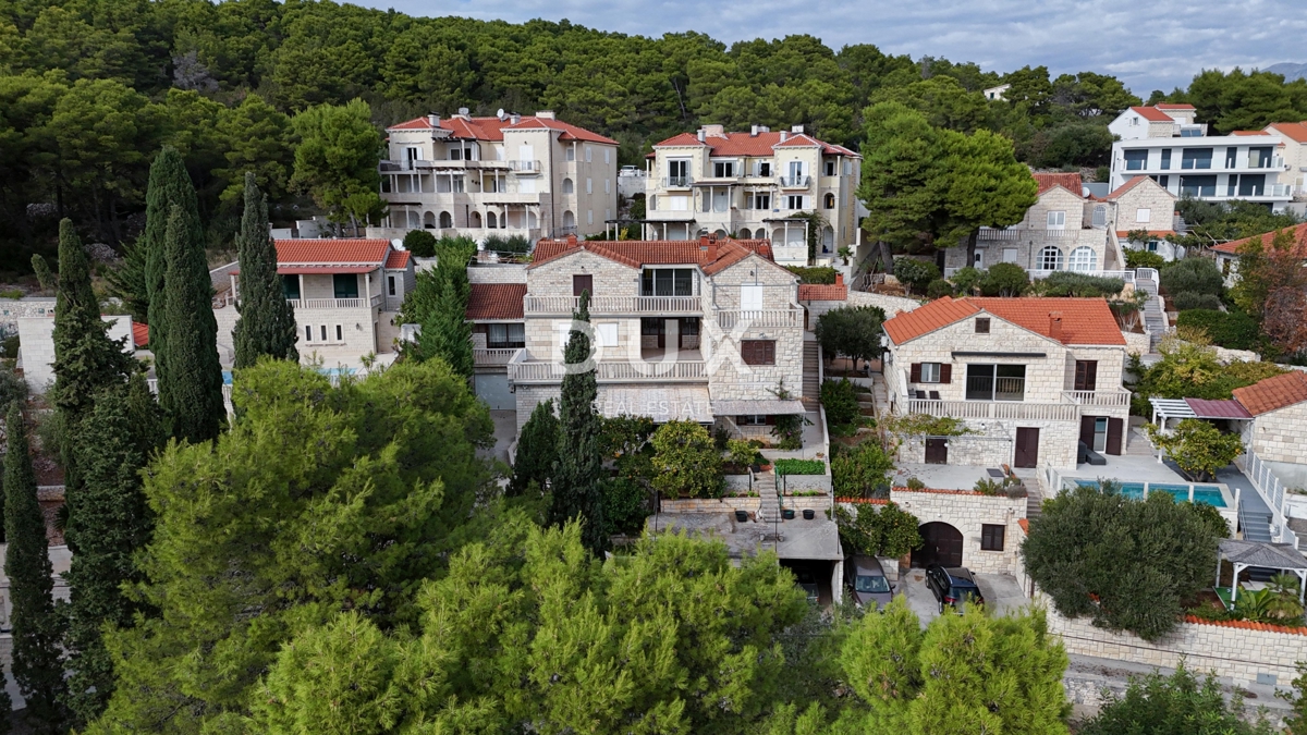 House For sale - Splitsko-dalmatinska Brač - foto 1/12