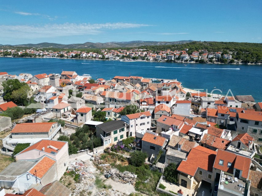 Maison À vendre - OSJEČKO-BARANJSKA ŠODOLOVCI
