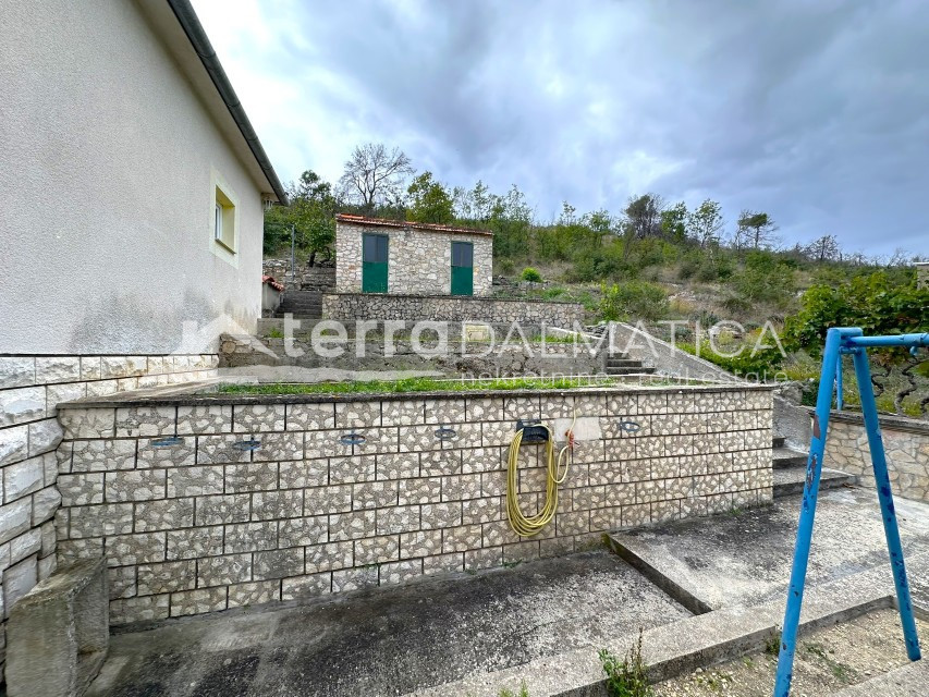 Maison À vendre - OSJEČKO-BARANJSKA ŠODOLOVCI