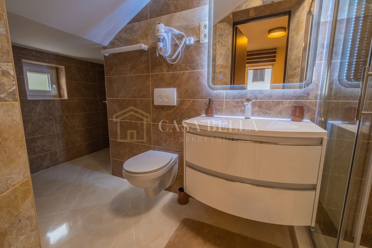 House For sale - PRIMORSKO-GORANSKA NOVI VINODOLSKI