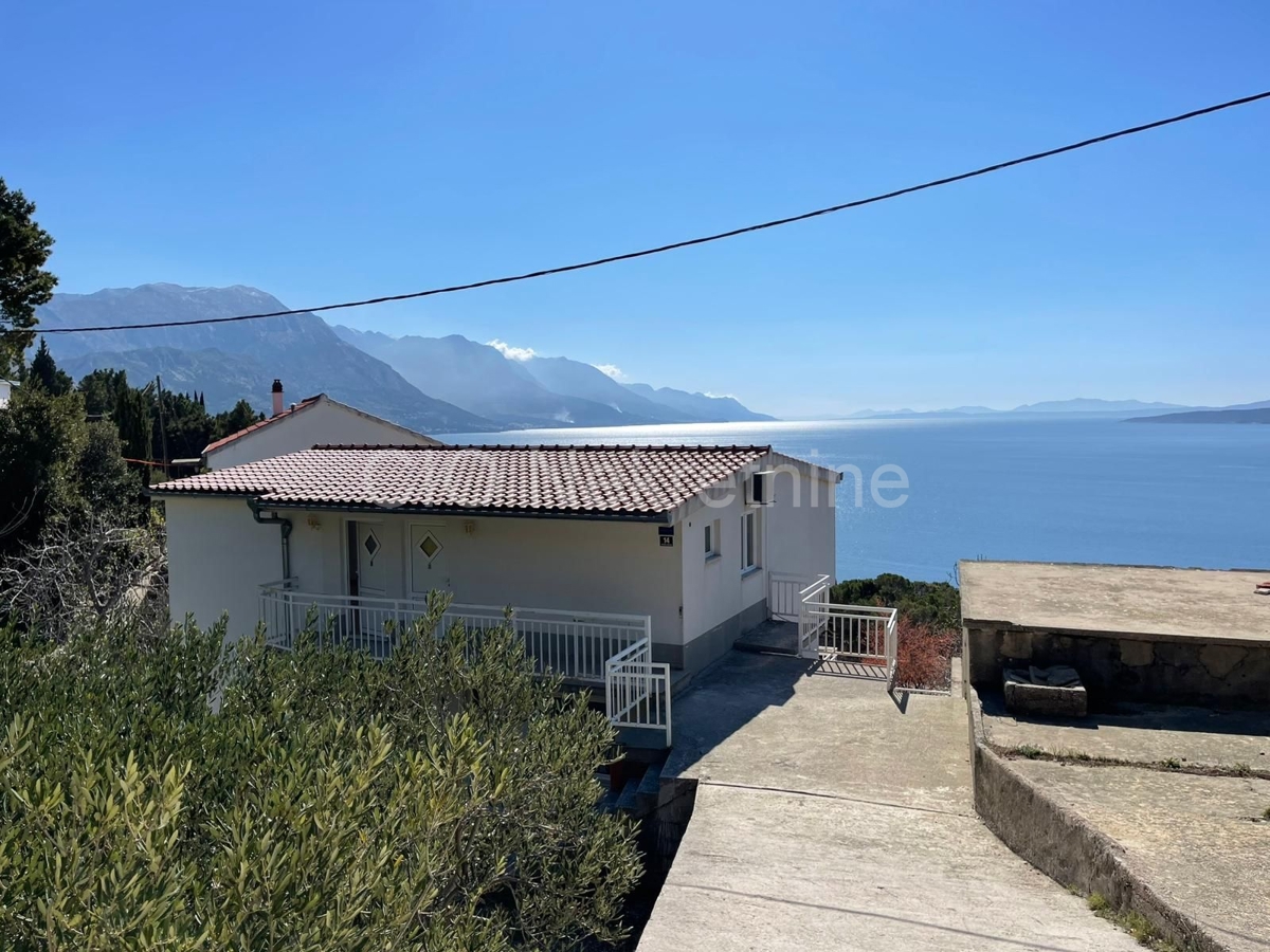 Kuća Na prodaju - SPLITSKO-DALMATINSKA OMIŠ