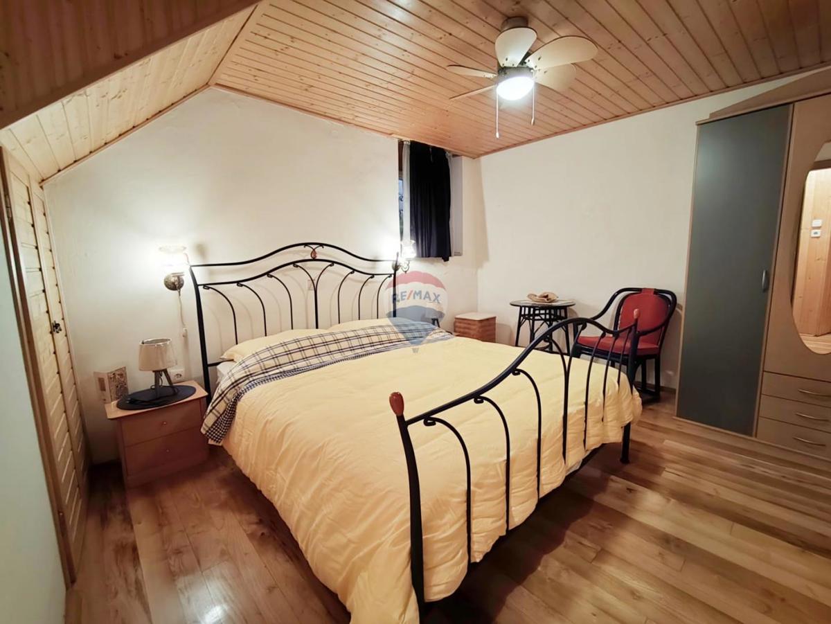 Kuća Na prodaju - PRIMORSKO-GORANSKA CRIKVENICA