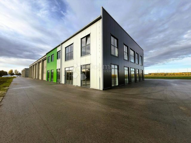 Poslovni prostori za najem 300 m² – Koprivnički Ivanec