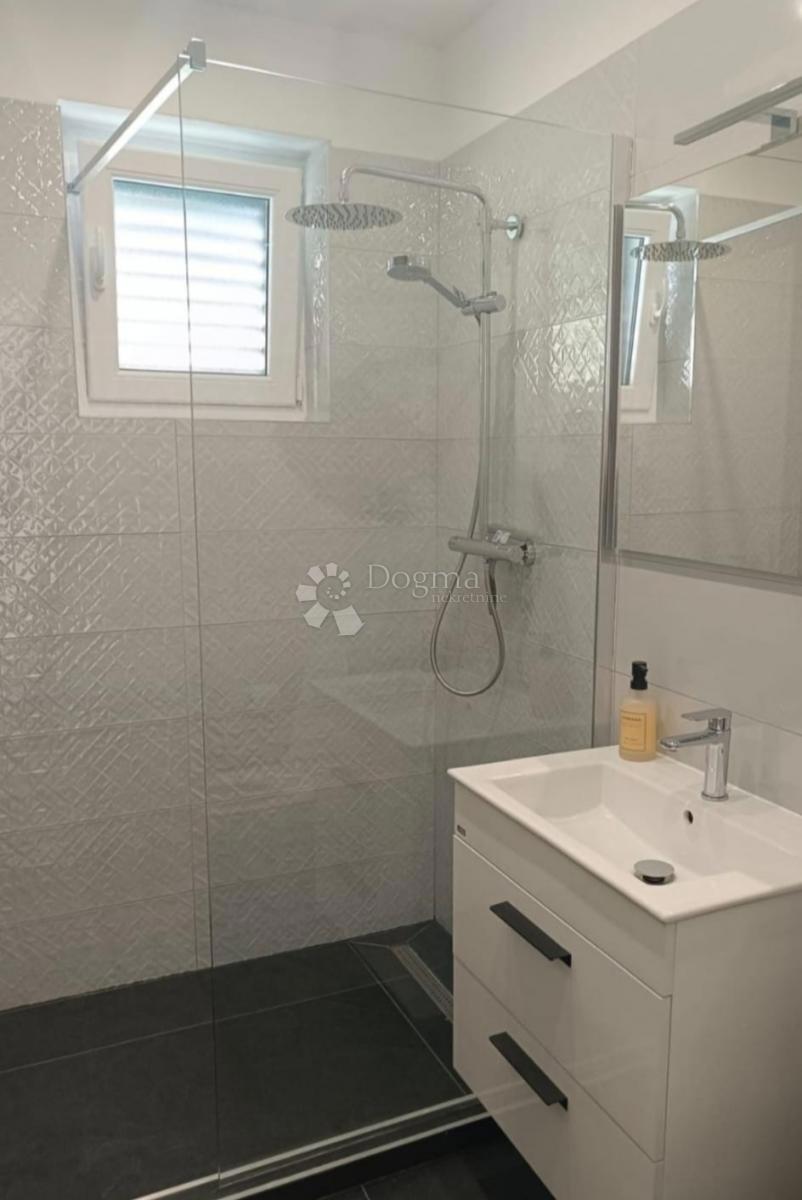 House For sale - SPLITSKO-DALMATINSKA ČIOVO
