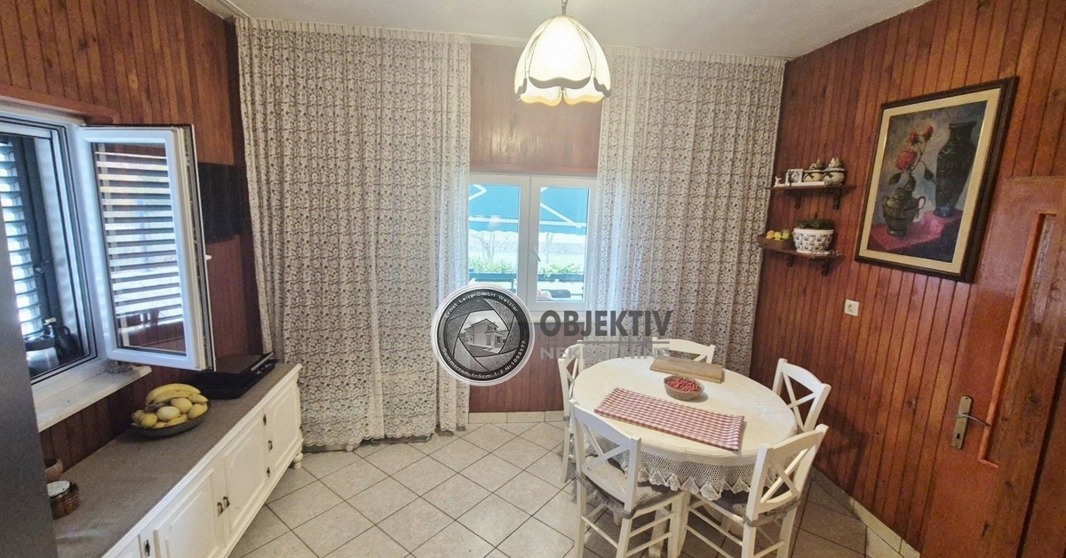 Haus Zu verkaufen - SPLITSKO-DALMATINSKA MUĆ