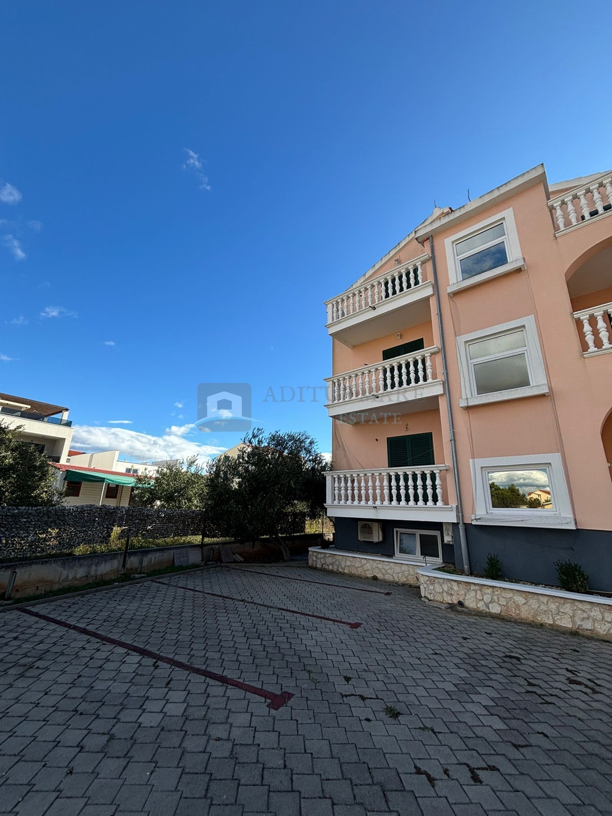 Casa In vendita - ŠIBENSKO-KNINSKA VODICE