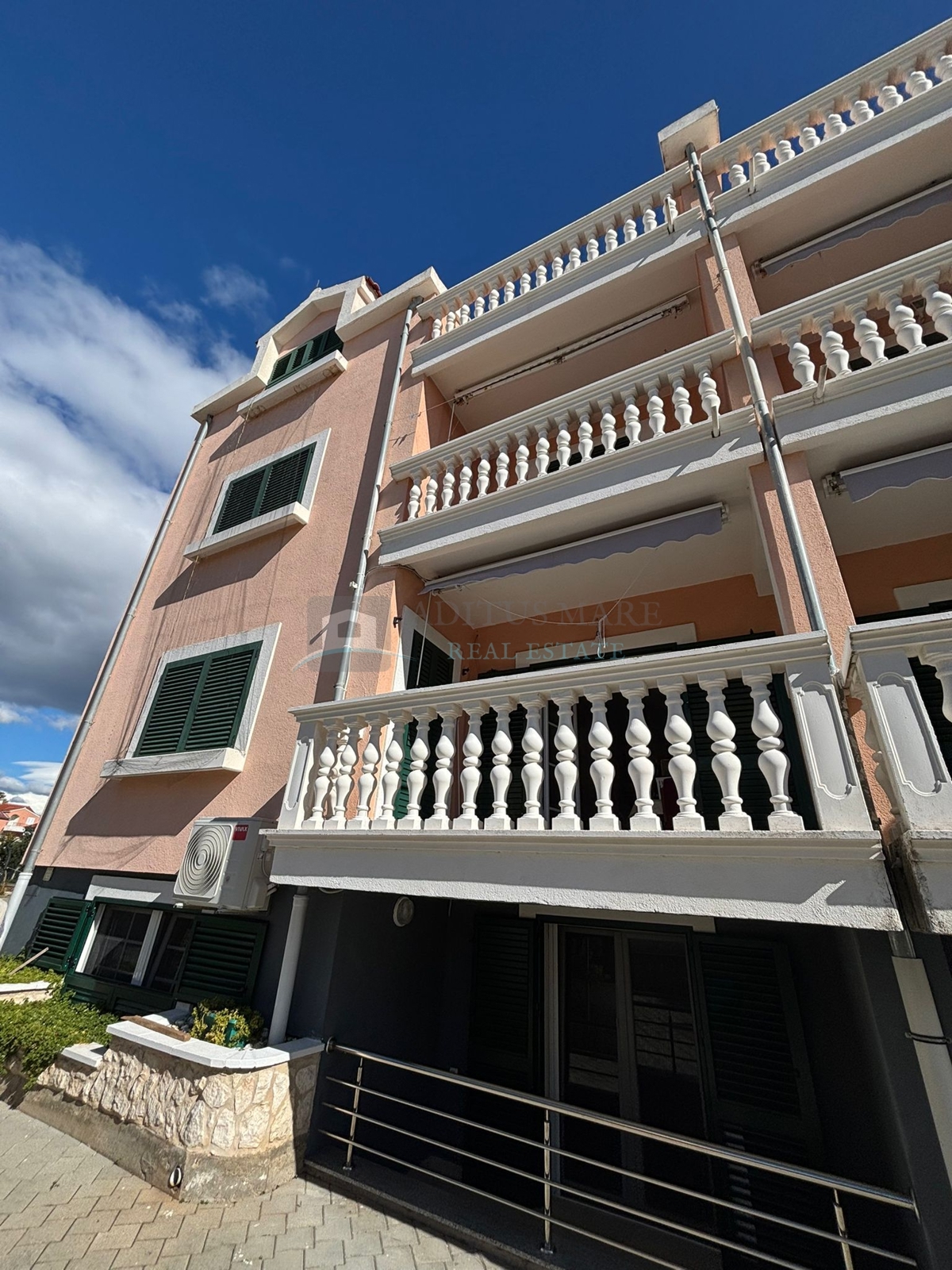 Casa In vendita - ŠIBENSKO-KNINSKA VODICE