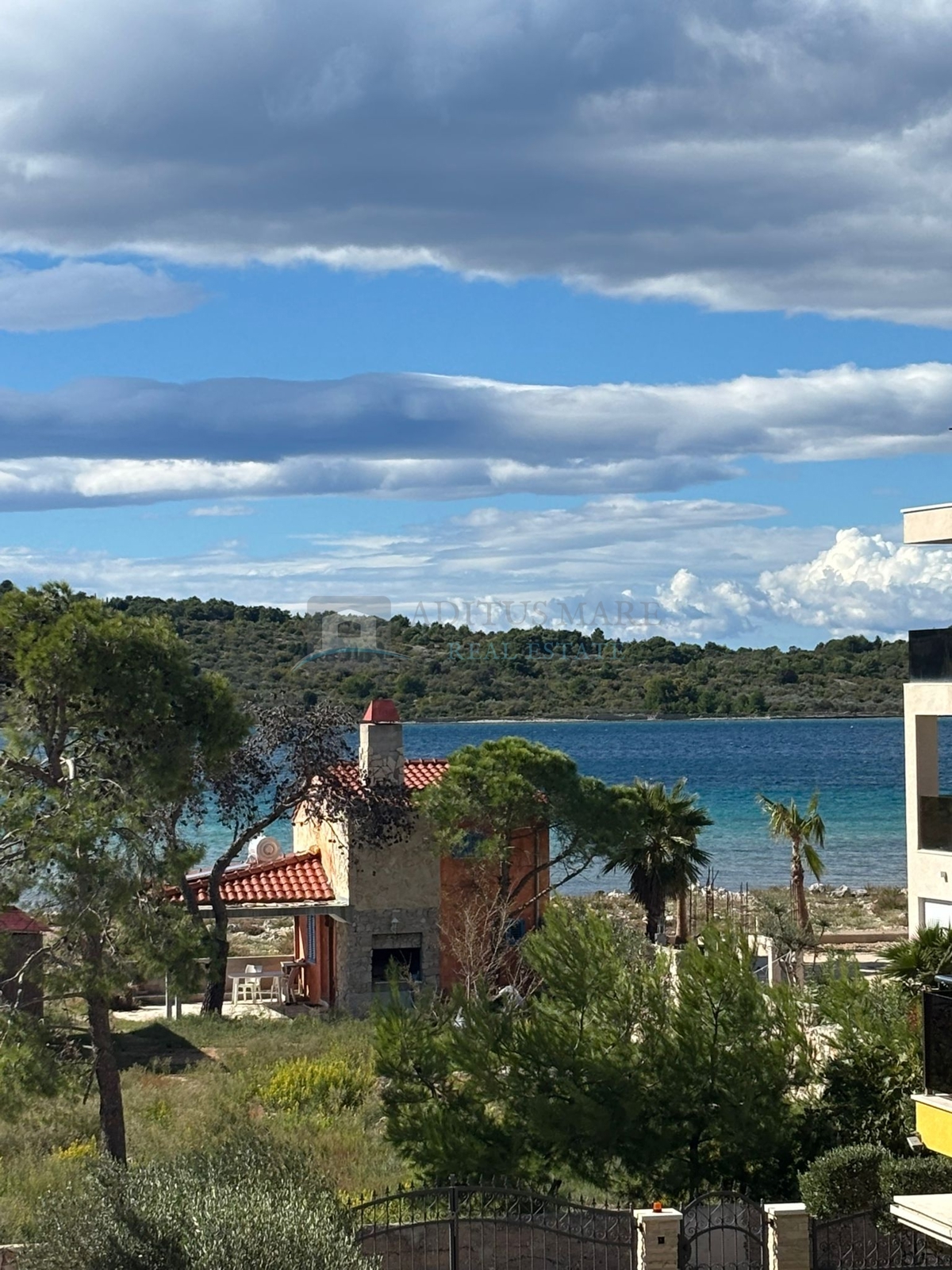 Casa In vendita - ŠIBENSKO-KNINSKA VODICE