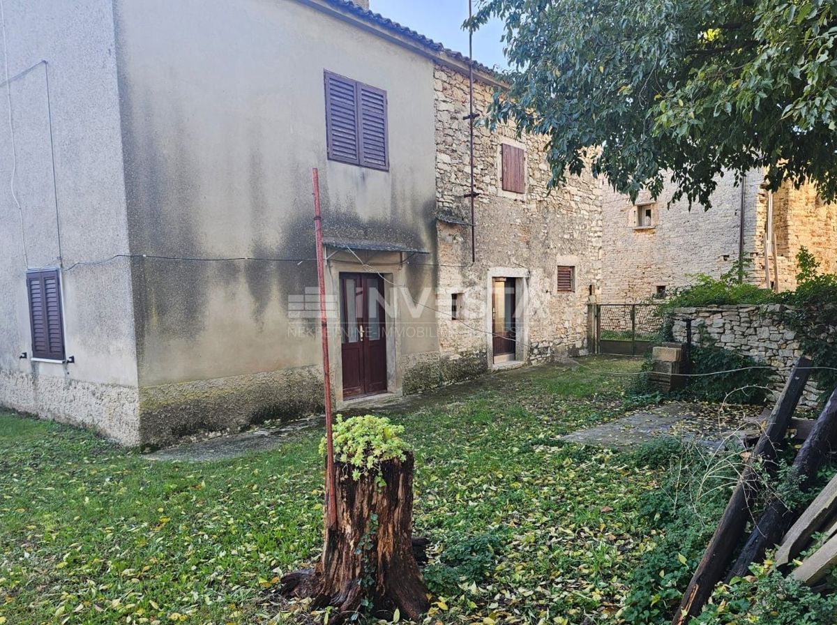 Kuća Na prodaju - Istarska Ližnjan - foto 1/15
