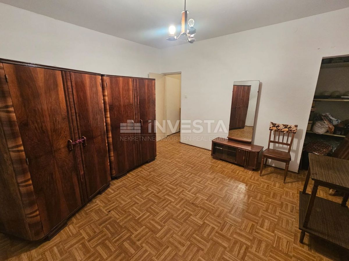 Kuća Na prodaju - ISTARSKA LIŽNJAN