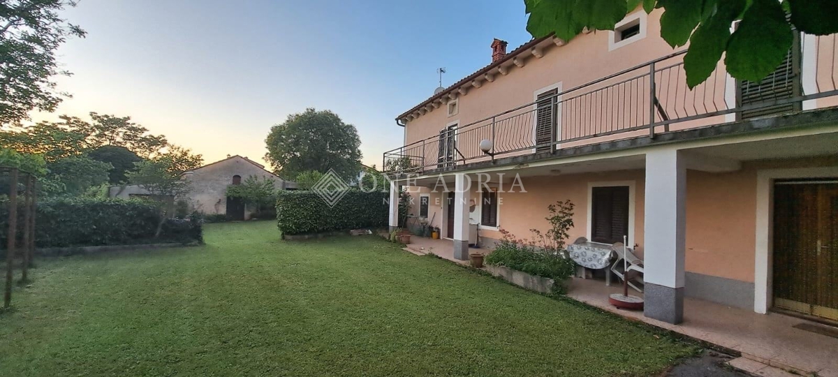 Kuća Na prodaju - ISTARSKA SVETVINČENAT