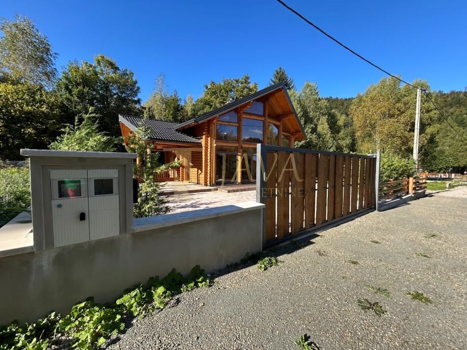 House For sale - PRIMORSKO-GORANSKA FUŽINE