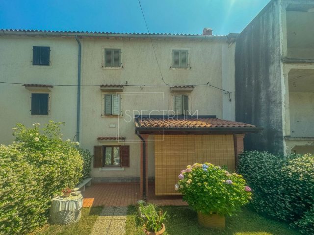 Kuća na prodaju 130 m² – Brtonigla