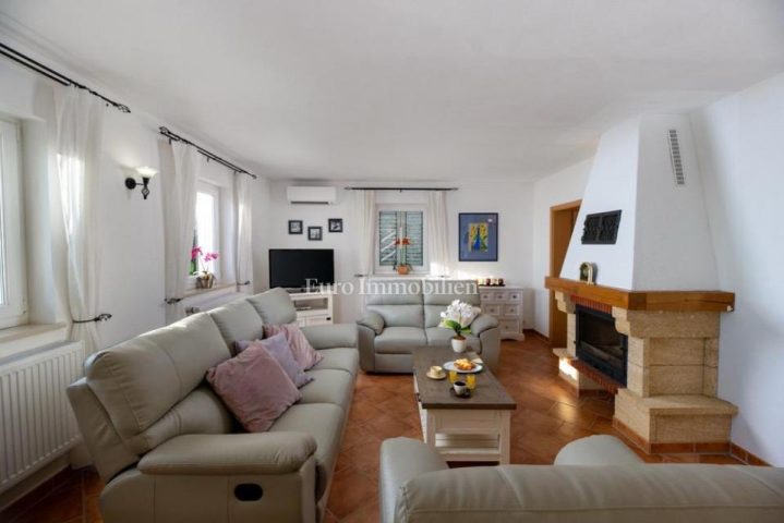 Haus Zu verkaufen - Istarska Labin - foto 2/12