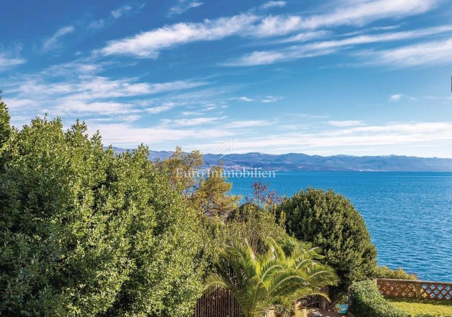 Flat For sale - PRIMORSKO-GORANSKA LOVRAN