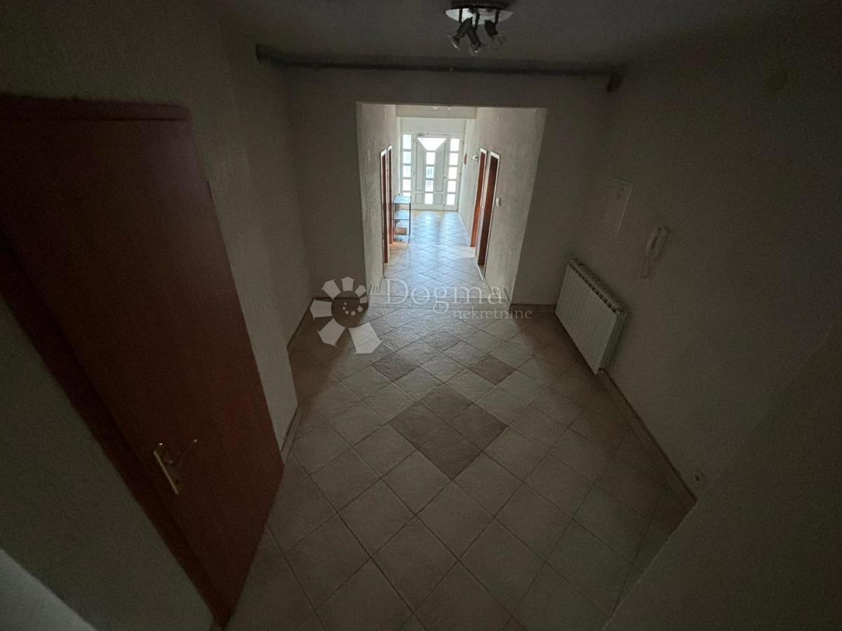 Poslovni prostor Za najam - PRIMORSKO-GORANSKA RIJEKA