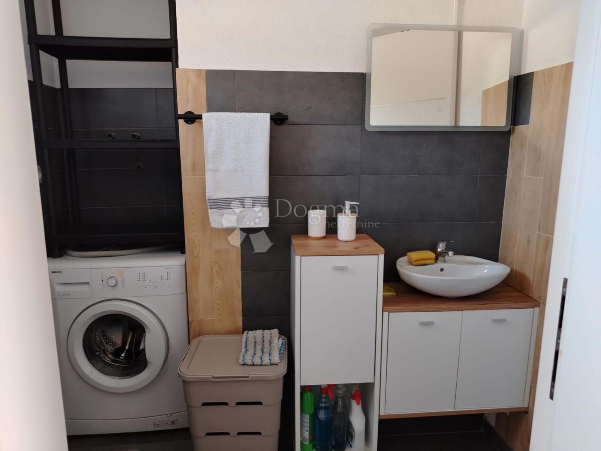 Kuća Na prodaju - SPLITSKO-DALMATINSKA ČIOVO