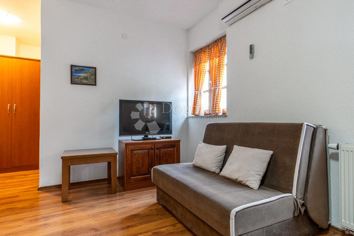 House For sale - LIČKO-SENJSKA PLITVIČKA JEZERA