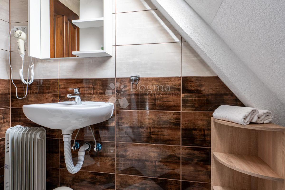 House For sale - LIČKO-SENJSKA PLITVIČKA JEZERA