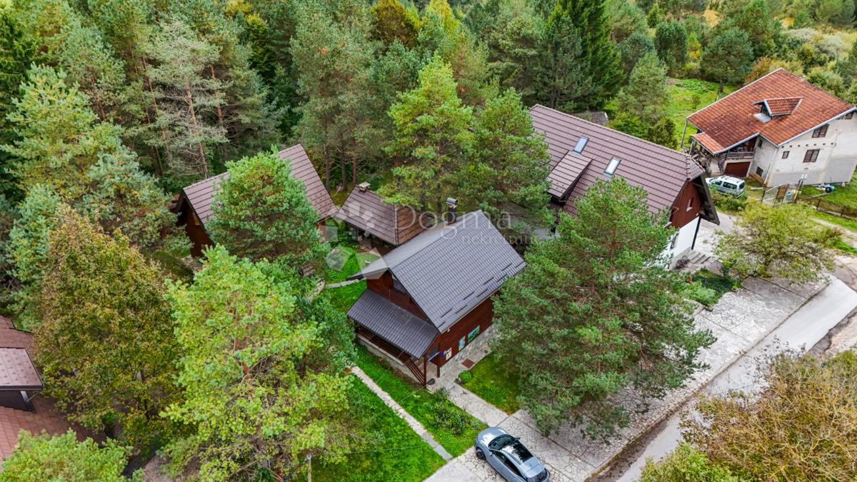 House For sale - LIČKO-SENJSKA PLITVIČKA JEZERA