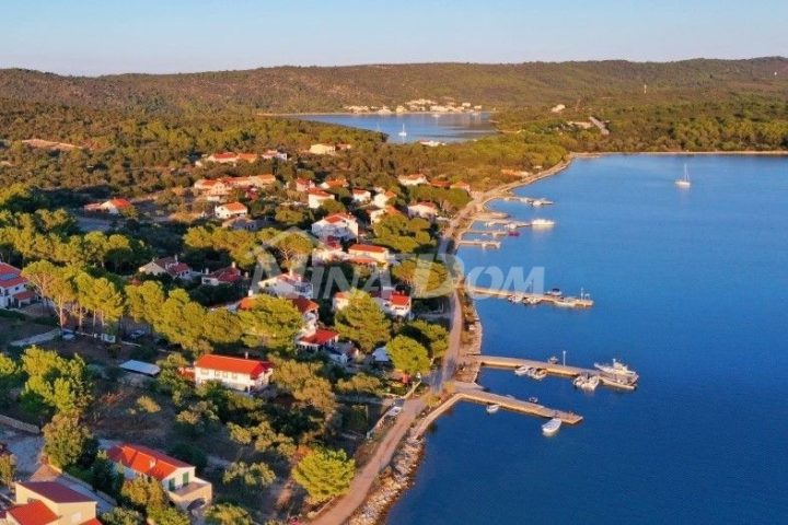 Parcela na predaj 4374 m² – Dugi Otok