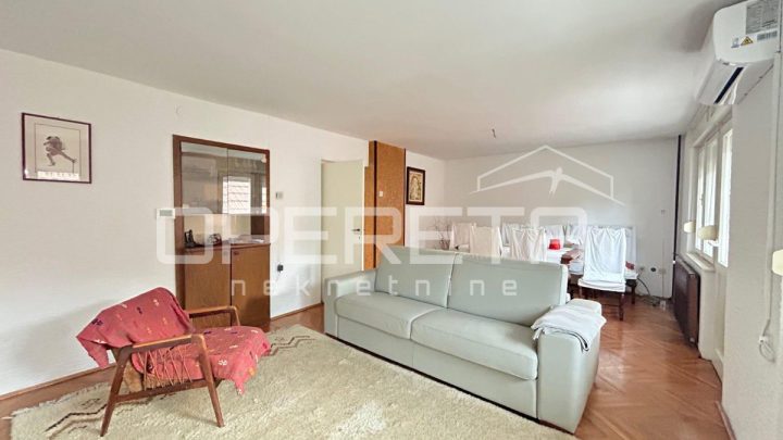 Hiša na predaj 175 m² – Osijek