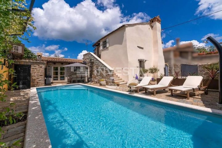 Casa in vendita 237 m² – Pazin