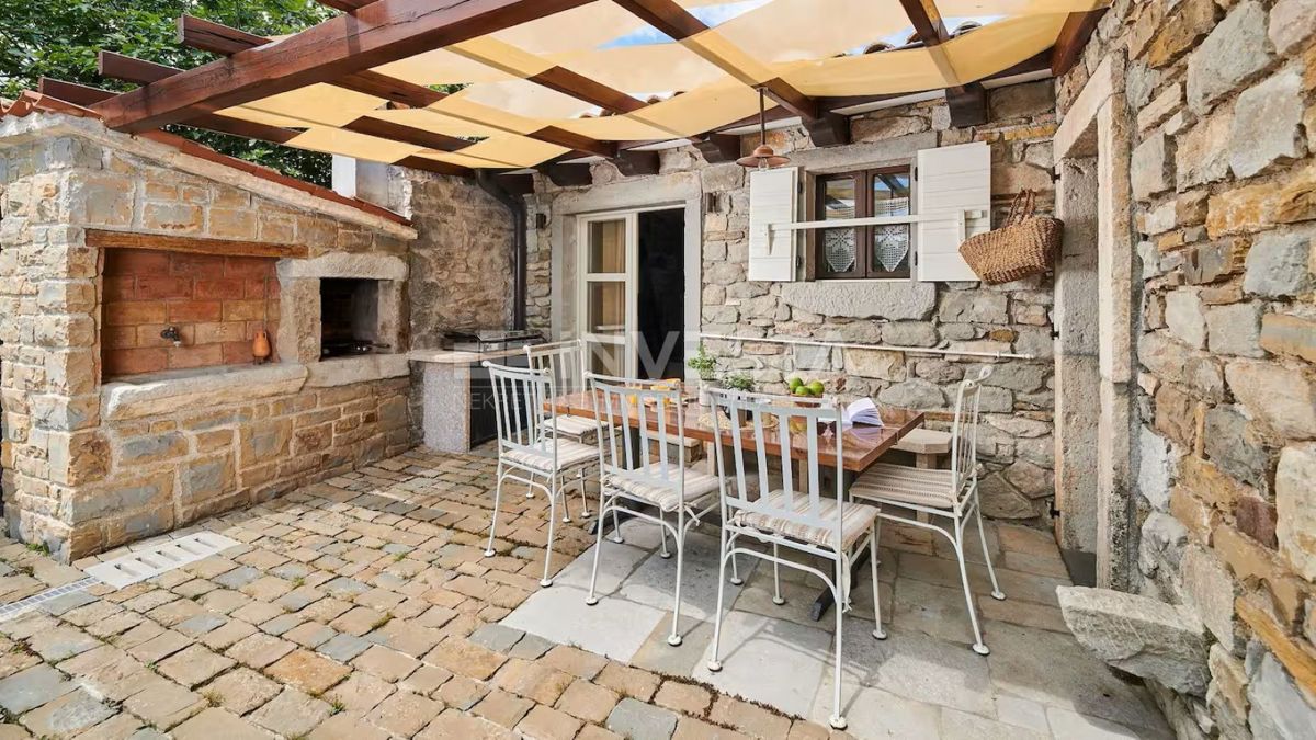 Kuća Na prodaju - ISTARSKA PAZIN