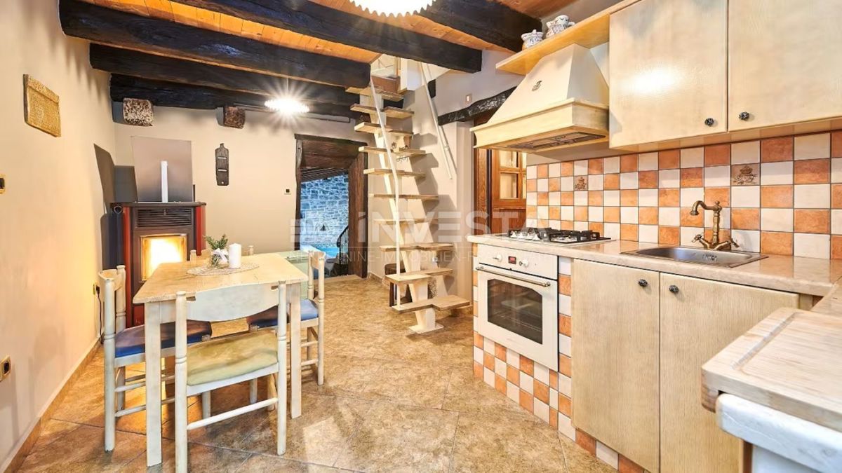 Kuća Na prodaju - ISTARSKA PAZIN