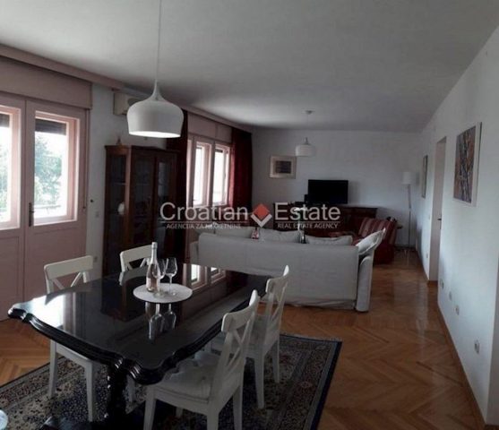 Apartmán na prodej 93 m² – Split