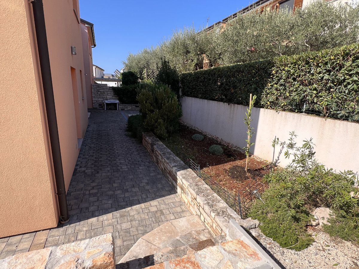 House For sale - ISTARSKA NOVIGRAD
