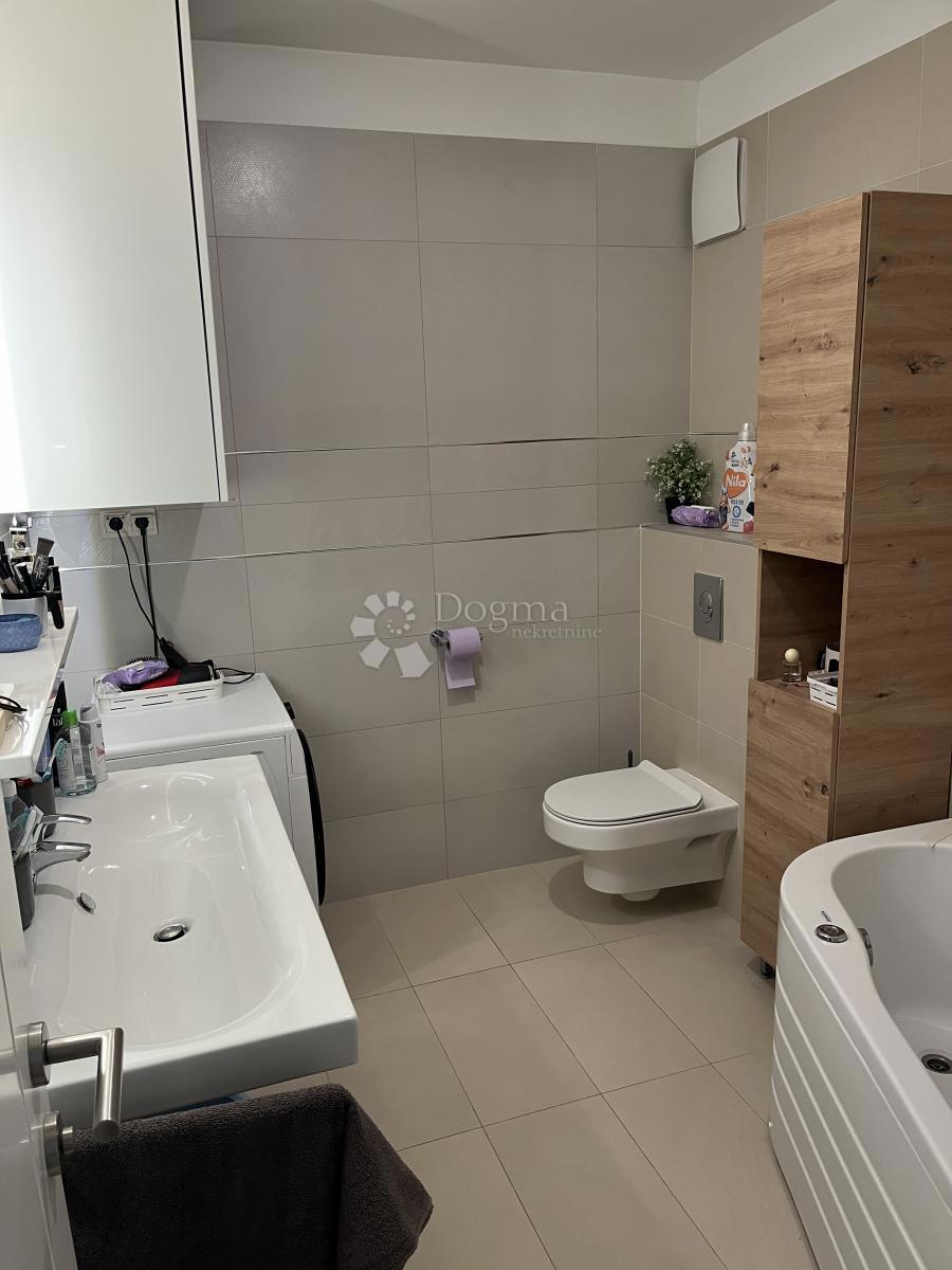 Stan Na prodaju - SPLITSKO-DALMATINSKA SPLIT