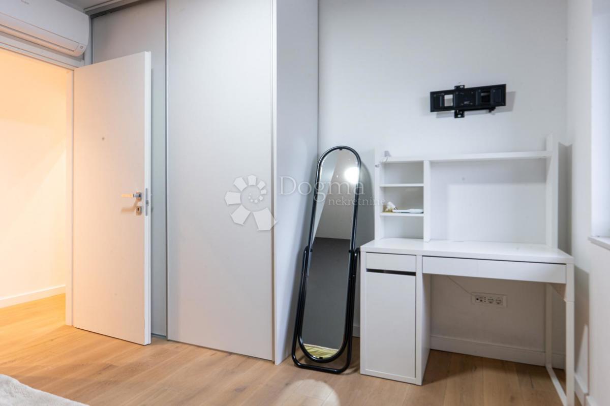 Apartma Za najem - PRIMORSKO-GORANSKA KOSTRENA
