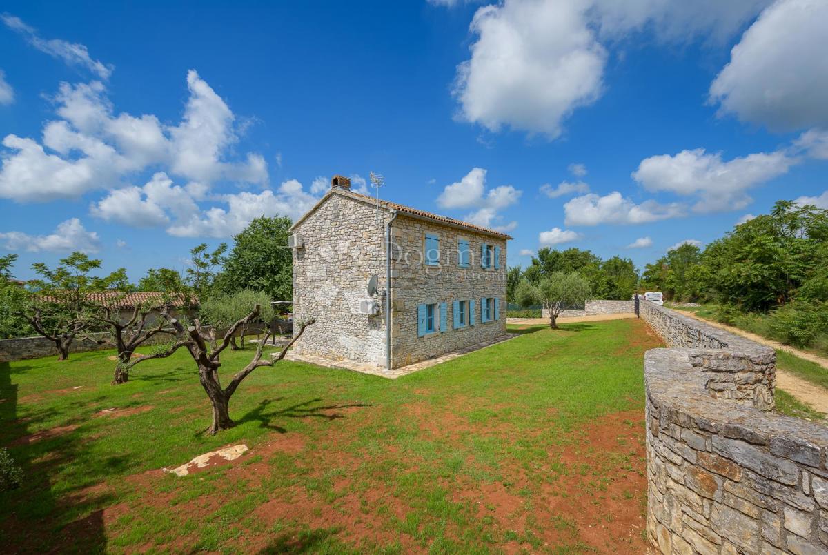 Kuća Na prodaju - ISTARSKA SVETI LOVREČ