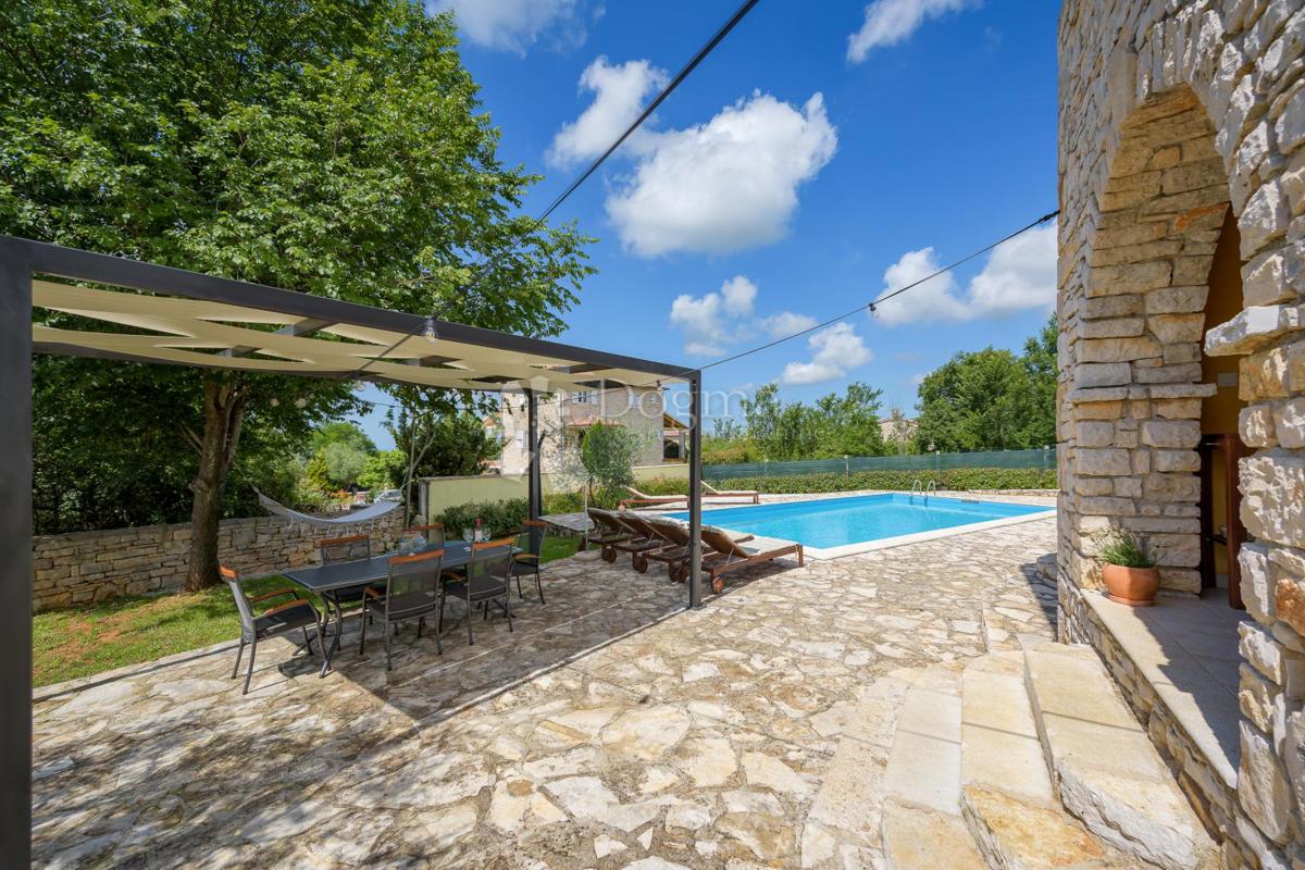 Kuća Na prodaju - ISTARSKA SVETI LOVREČ