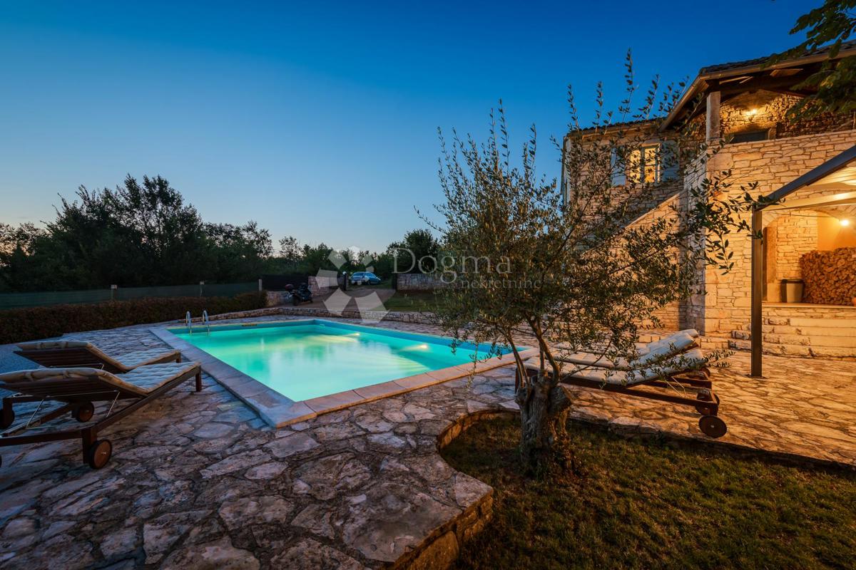 Kuća Na prodaju - ISTARSKA SVETI LOVREČ