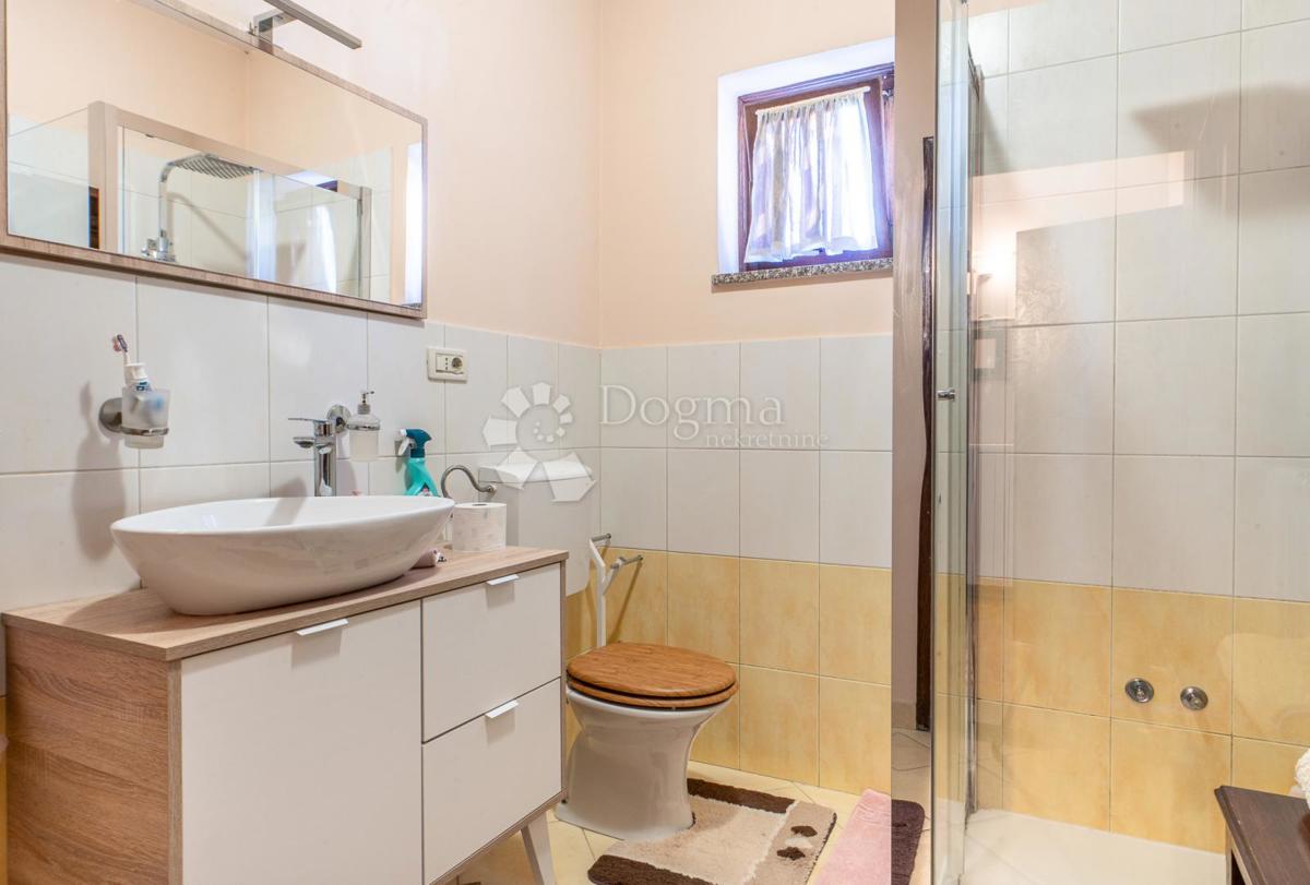 Casa In vendita - PRIMORSKO-GORANSKA VIŠKOVO