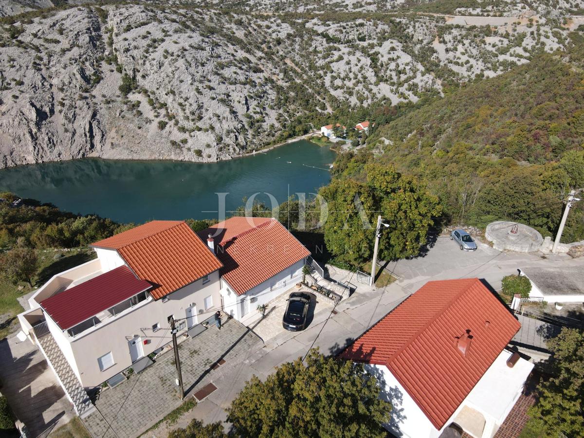 House For sale - PRIMORSKO-GORANSKA NOVI VINODOLSKI