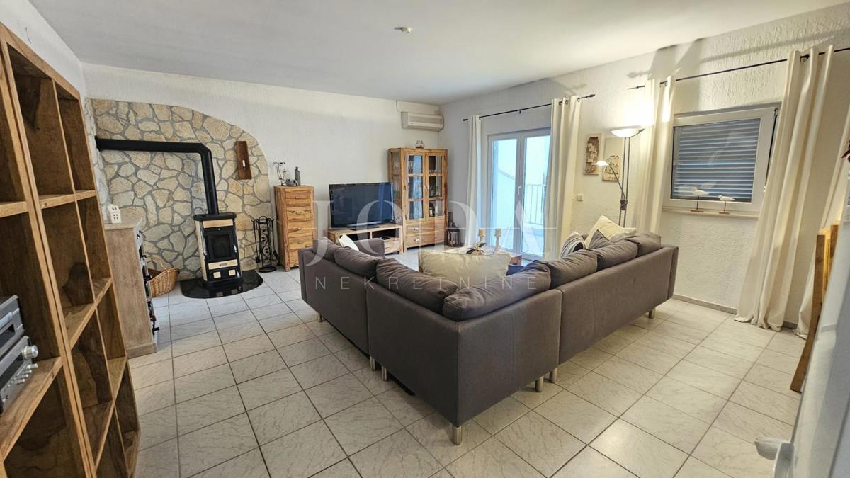 House For sale - PRIMORSKO-GORANSKA NOVI VINODOLSKI