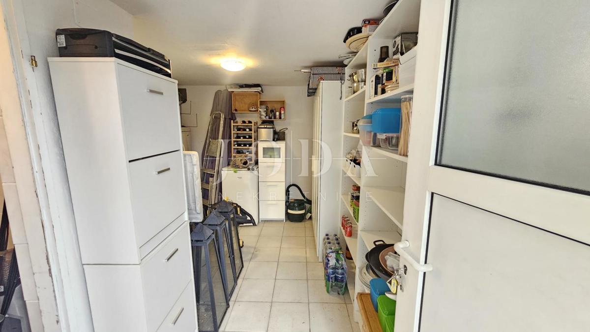 House For sale - PRIMORSKO-GORANSKA NOVI VINODOLSKI