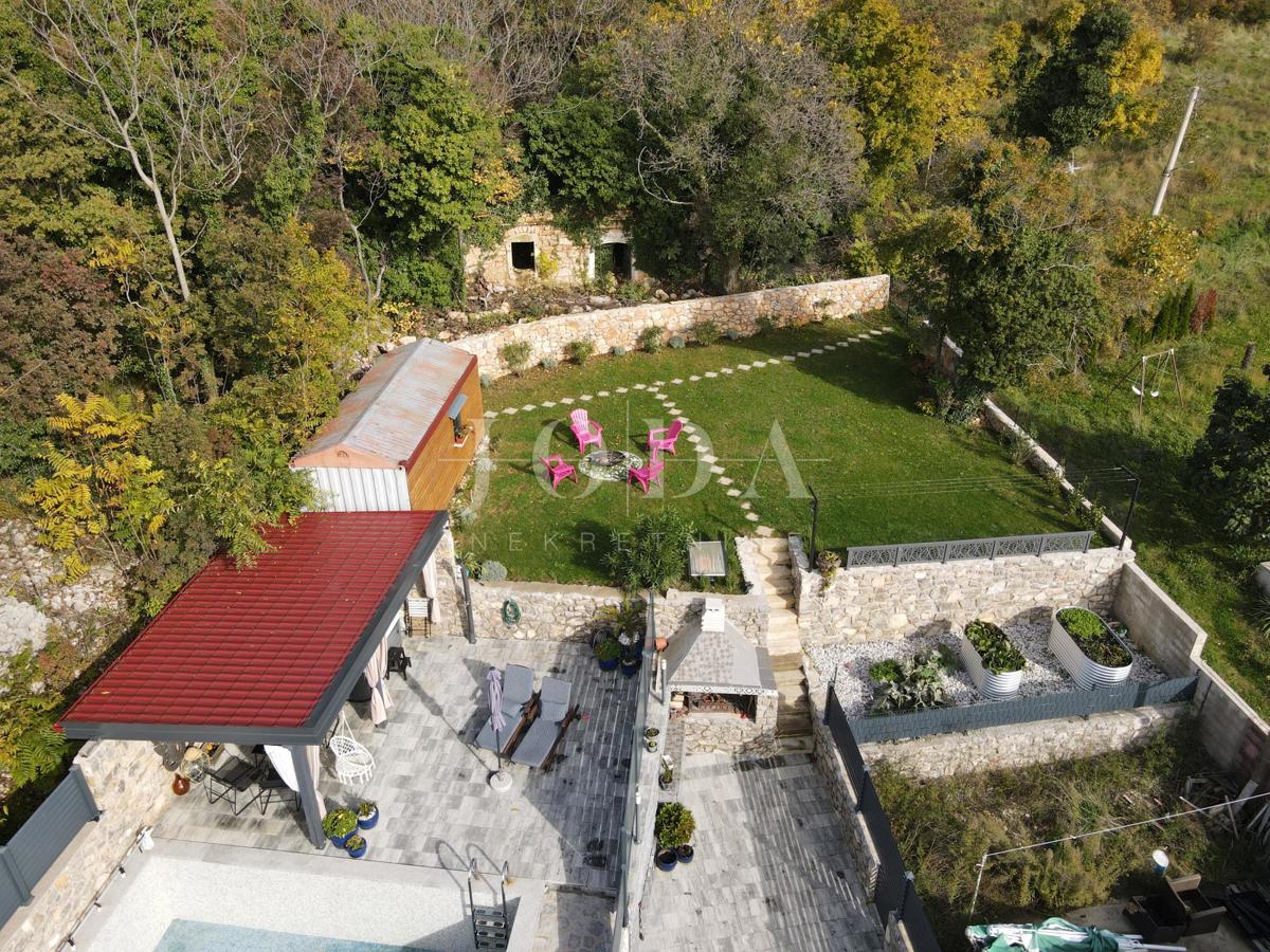 Kuća Na prodaju - PRIMORSKO-GORANSKA VINODOLSKA OPĆINA