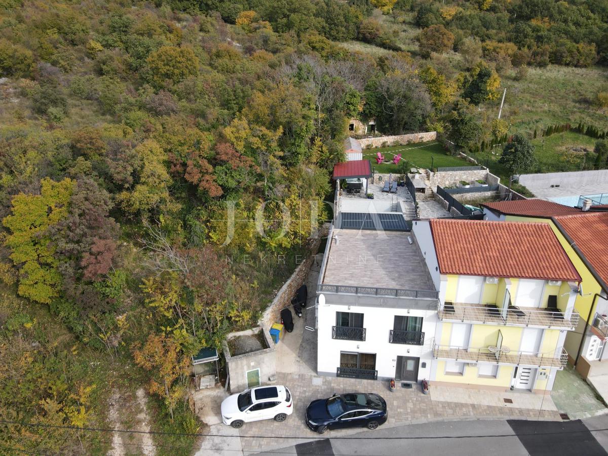 Kuća Na prodaju - PRIMORSKO-GORANSKA VINODOLSKA OPĆINA